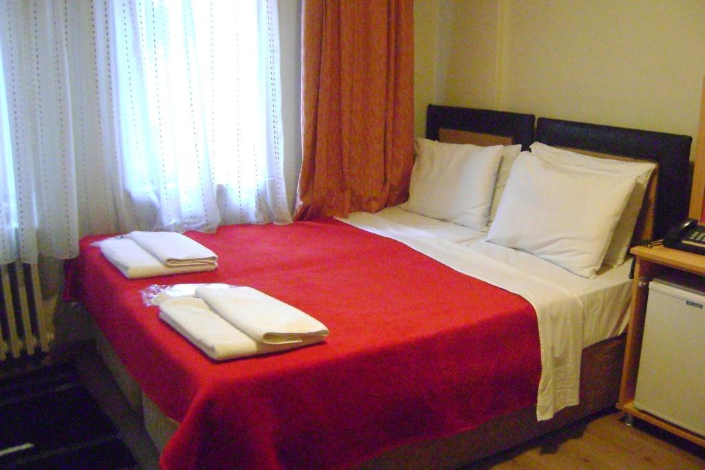 Hotel Ay Истанбул Стая снимка