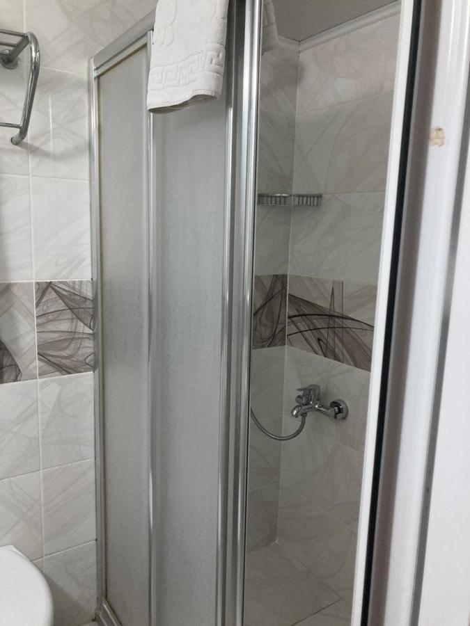Hotel Ay Истанбул Екстериор снимка