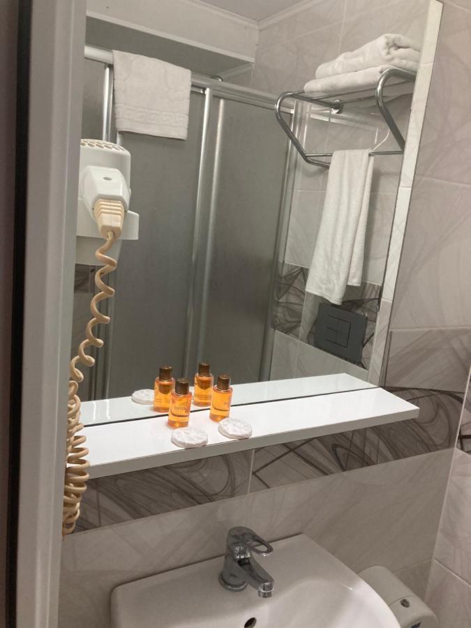 Hotel Ay Истанбул Екстериор снимка